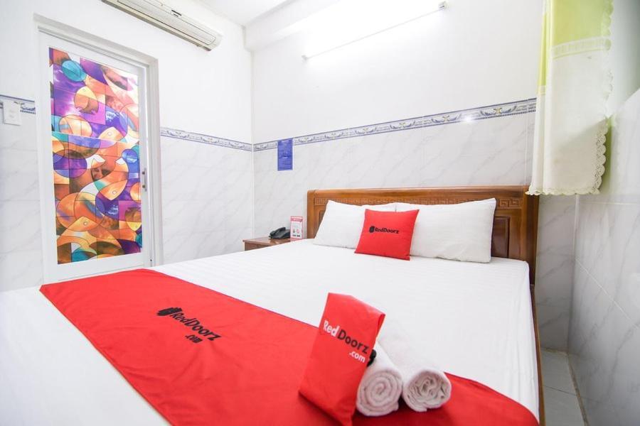 Reddoorz Hoang Tuan Hotel TP. Hồ Chí Minh Ngoại thất bức ảnh