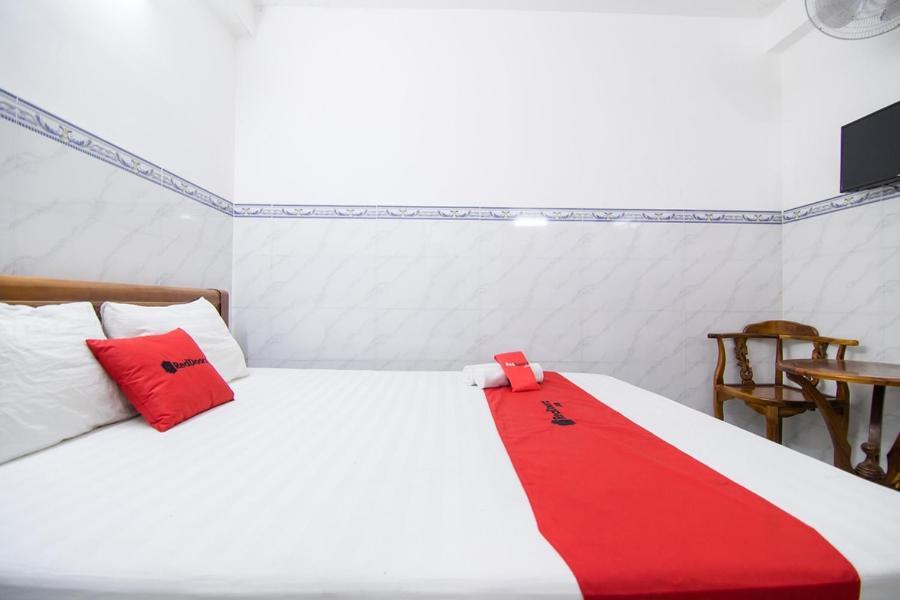Reddoorz Hoang Tuan Hotel TP. Hồ Chí Minh Ngoại thất bức ảnh