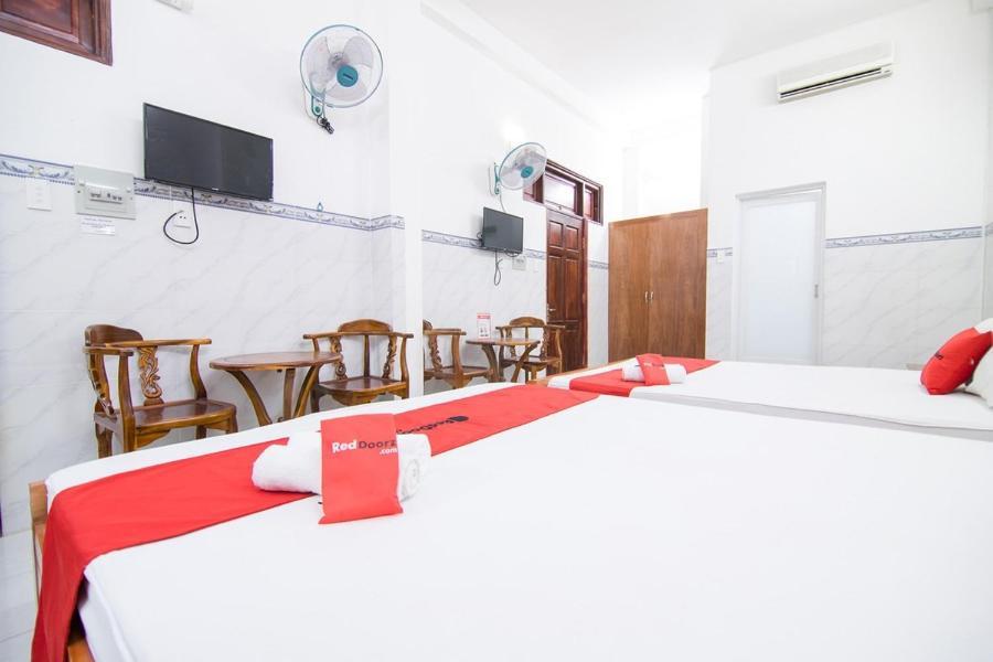 Reddoorz Hoang Tuan Hotel TP. Hồ Chí Minh Ngoại thất bức ảnh
