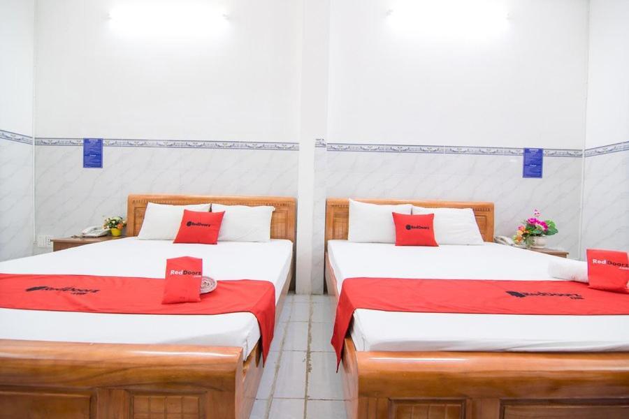 Reddoorz Hoang Tuan Hotel TP. Hồ Chí Minh Ngoại thất bức ảnh