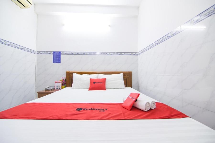 Reddoorz Hoang Tuan Hotel TP. Hồ Chí Minh Ngoại thất bức ảnh